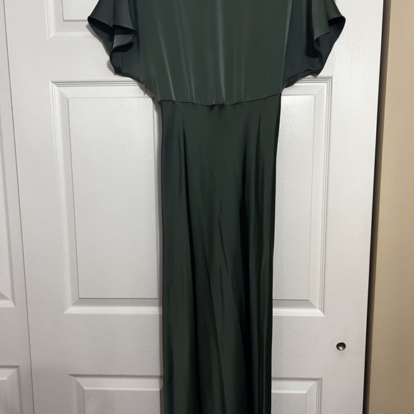 Zara Dark Green V-Neck Maxi Dress - Picture 2 of 5